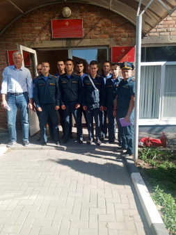 Профессиональная аварийно-спасательная команда