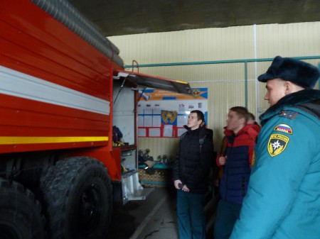 Знакомство с работой пожарных